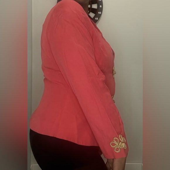 Vintage Elegant Coral Blazer/Jacket with Gold Accents - Picture 3 of 5